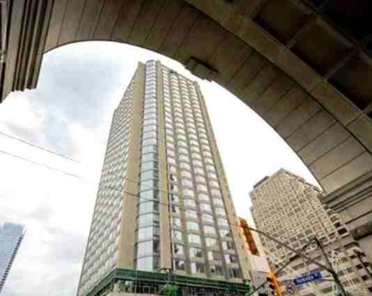 155 Yorkville Avenue #03