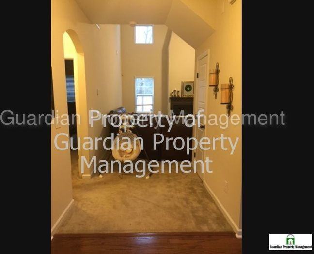 287 Emma Ct - Photo 3 of 26