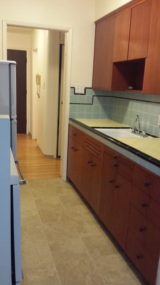 West Gate Court - Photo 6 of 9