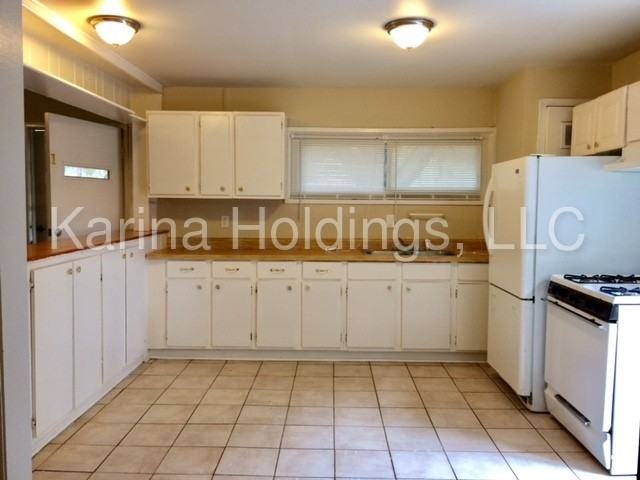 6538 Voyles Dr - Photo 2 of 4