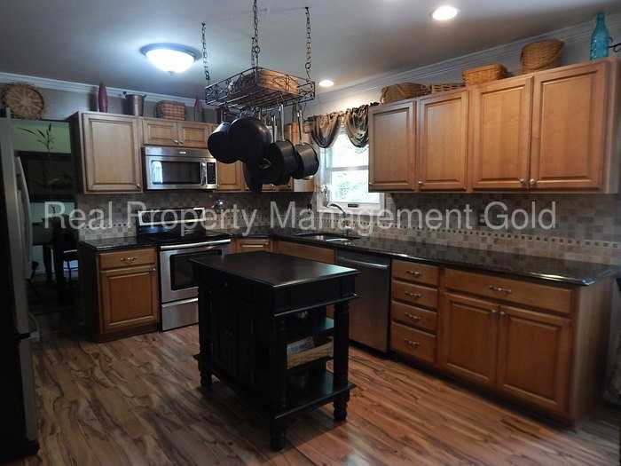 100 Chesley Ct - Photo 2 of 20