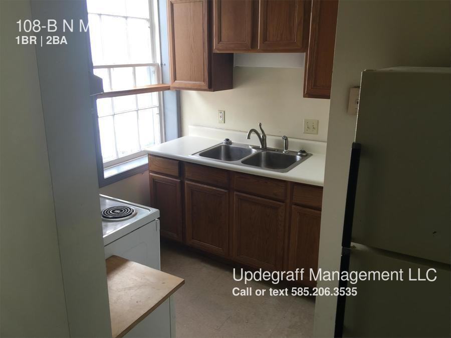 108 N Main St - Photo 3 of 6