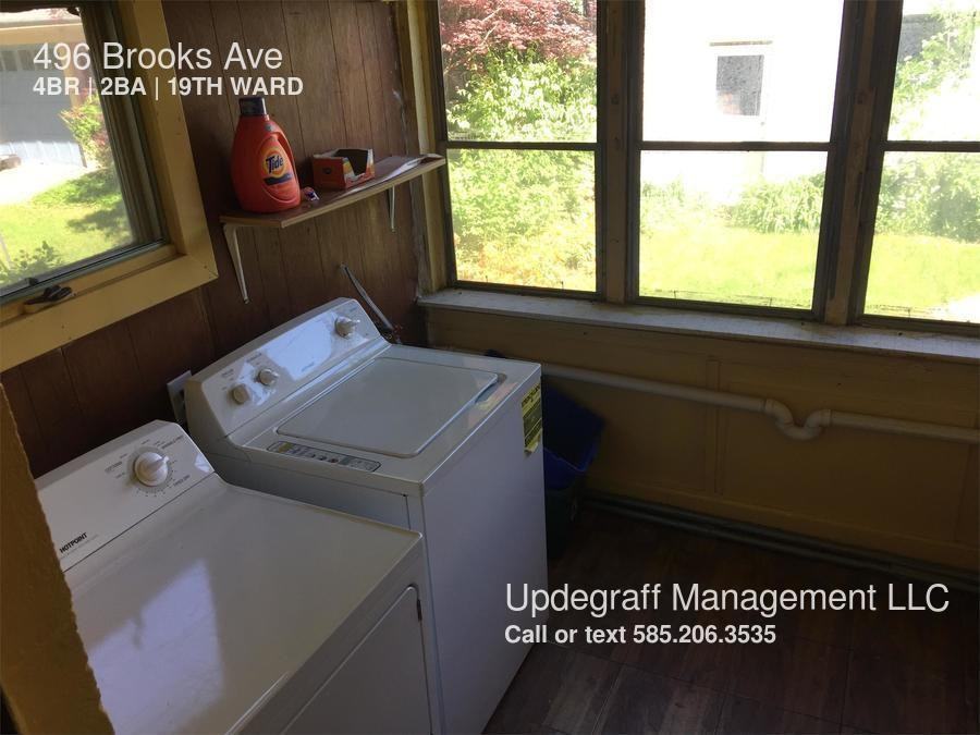 496 Brooks Ave - Photo 2 of 11