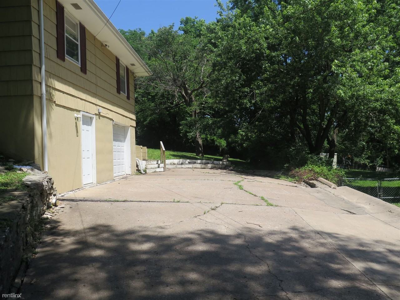 7212 E 83rd St - Photo 2 of 15