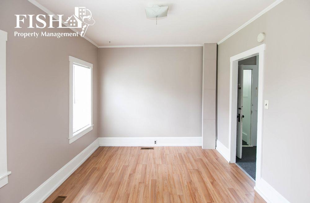 243 E Academy St - Photo 3 of 12