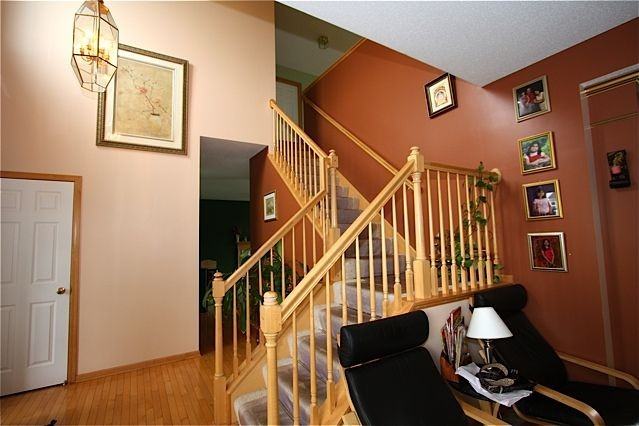 4138 Oakbrooke Curve - Photo 2 of 20