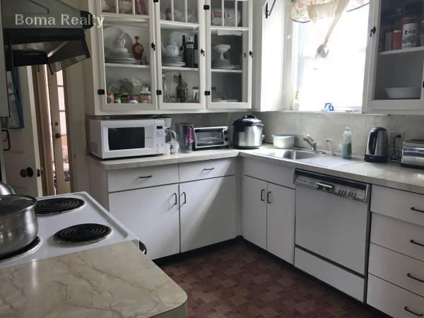 1 Simmons Ave - Photo 2 of 4
