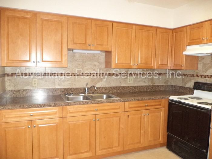 6568 W Shore Cir - Photo 2 of 8