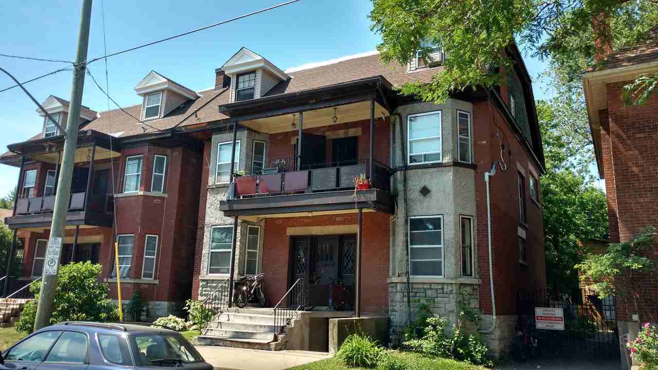 92 Blackburn Avenue #7