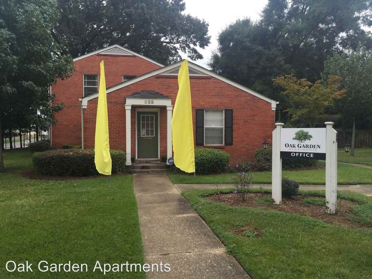 325 Garden Lane - Photo 3 of 8