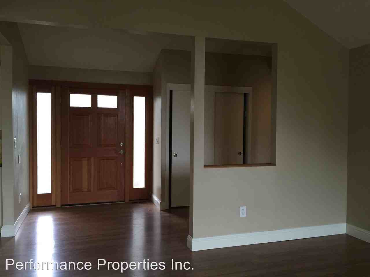 19430 Kapteyns St - Photo 3 of 14