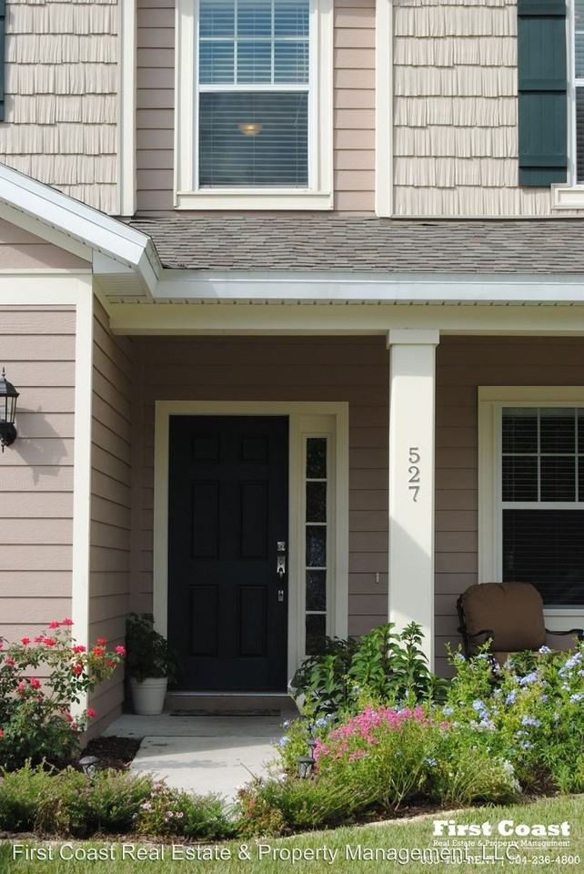 527 Auburn Oaks Rd E - Photo 2 of 23