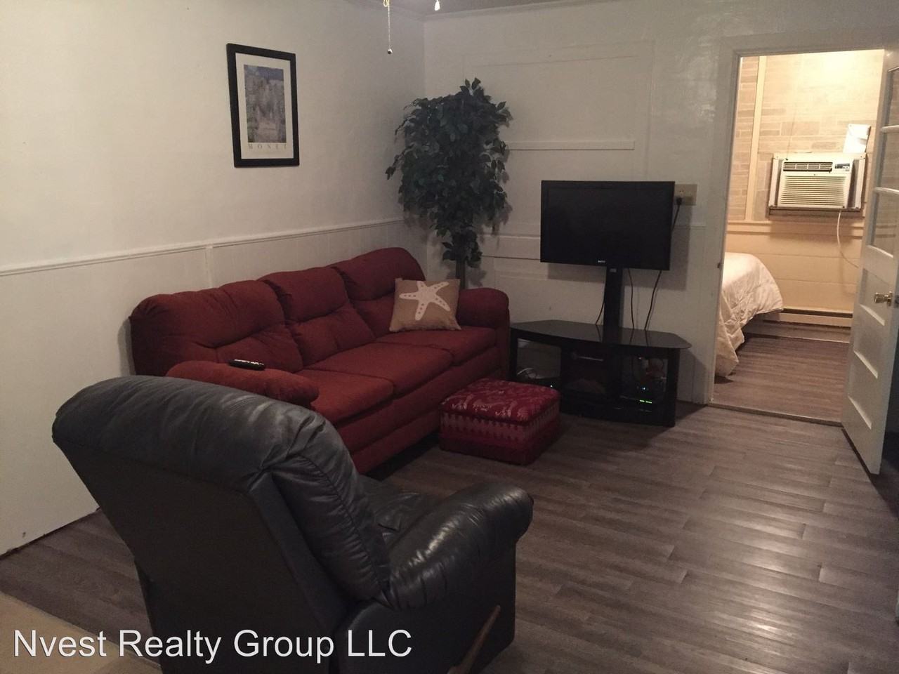 235 Wildflower Ave - Photo 2 of 5