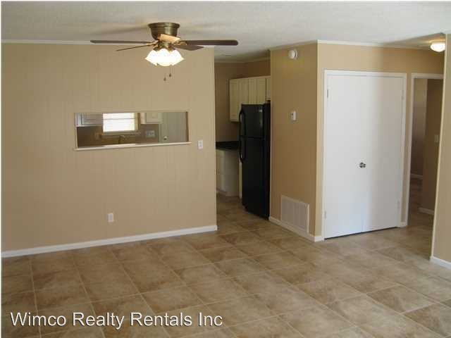 537 Hickory Ave. A-C - Photo 3 of 14