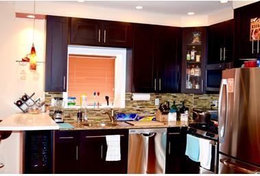155 Bay 28th St #3B - Photo 3 of 8