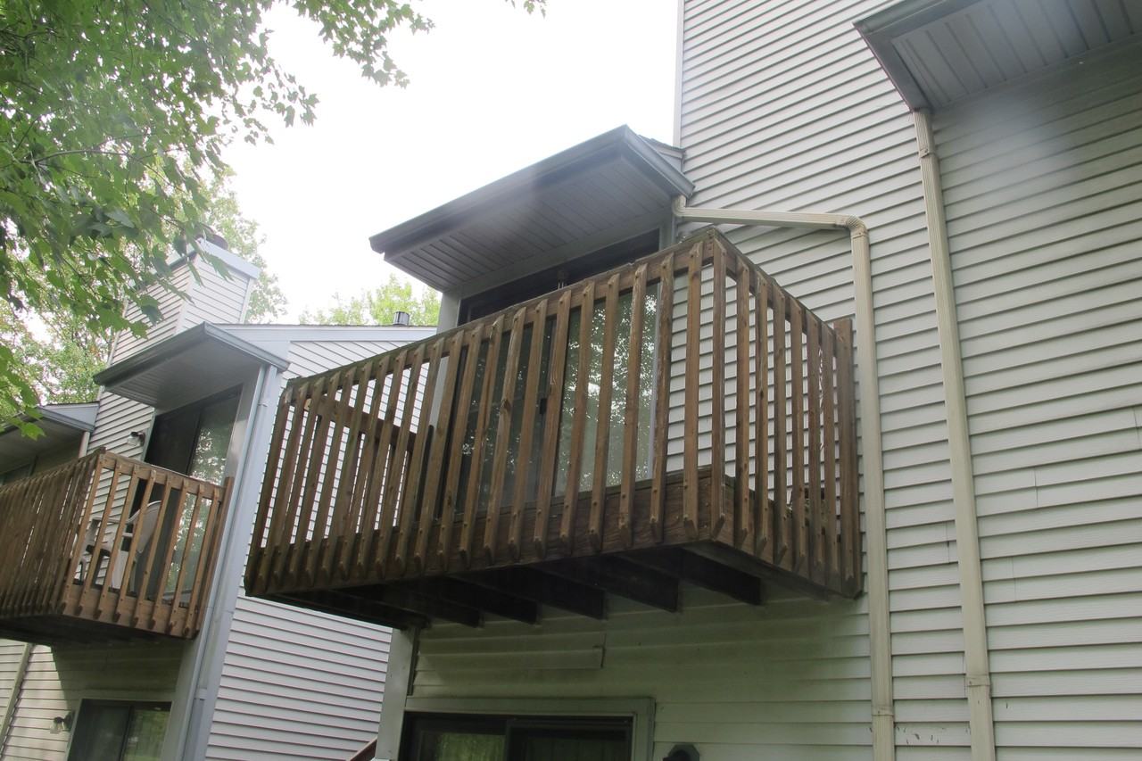 306 Coventry Ct - Photo 2 of 22