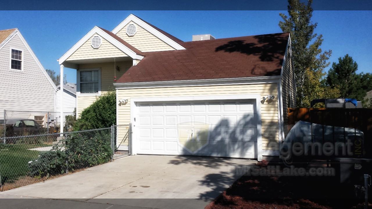 1736 New Hampshire Ave N - Photo 3 of 34