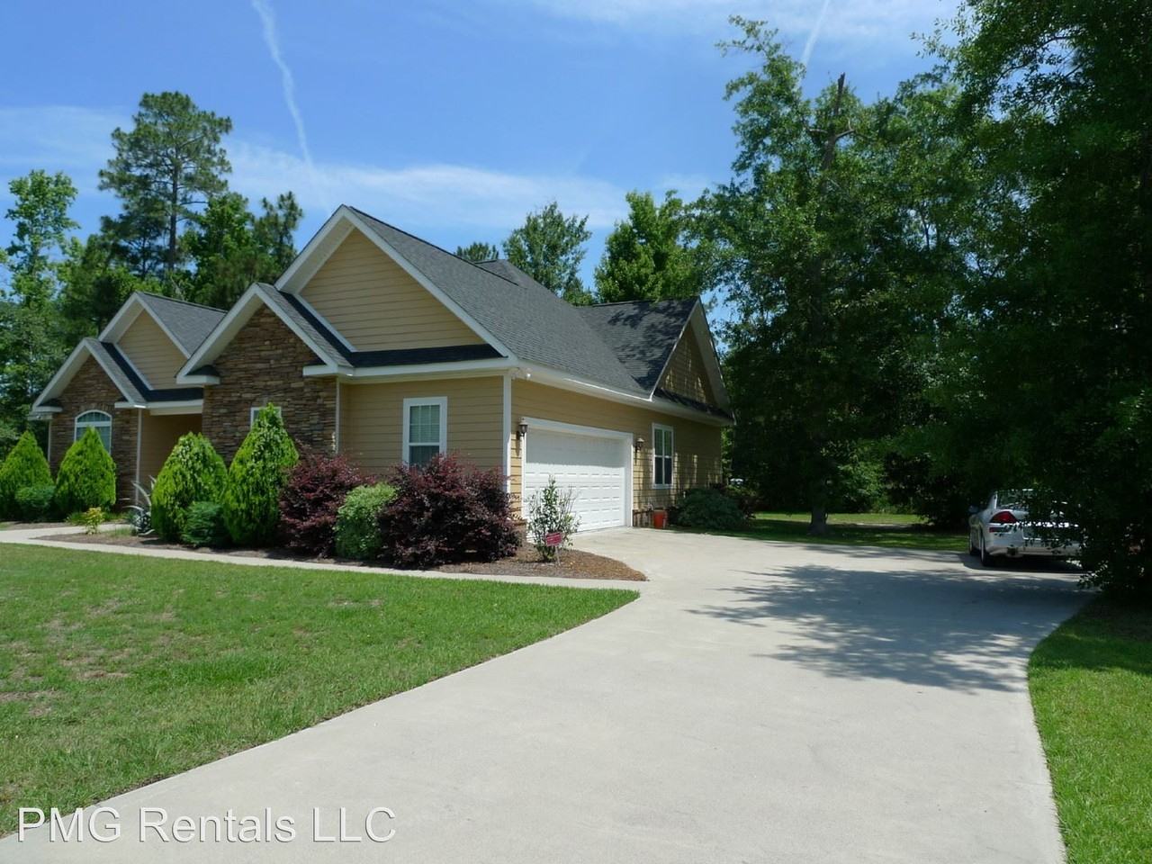 421 Myrtle Crossing Ln - Photo 2 of 16