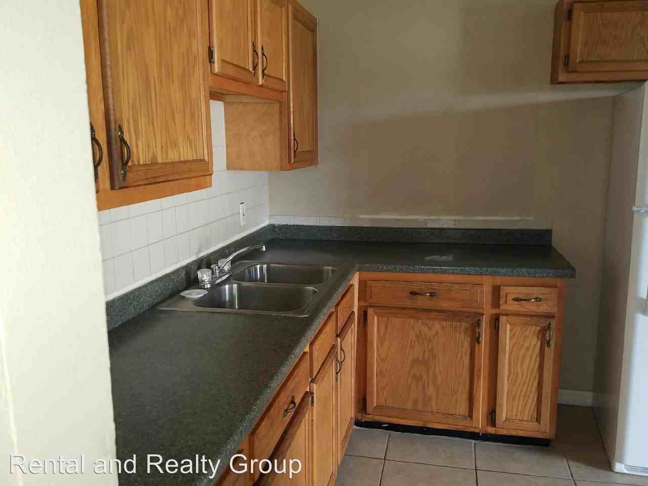 3256 W South St - Photo 3 of 9