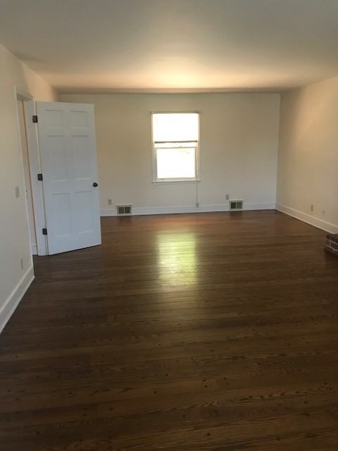 1015 Hardy Rd - Photo 2 of 31