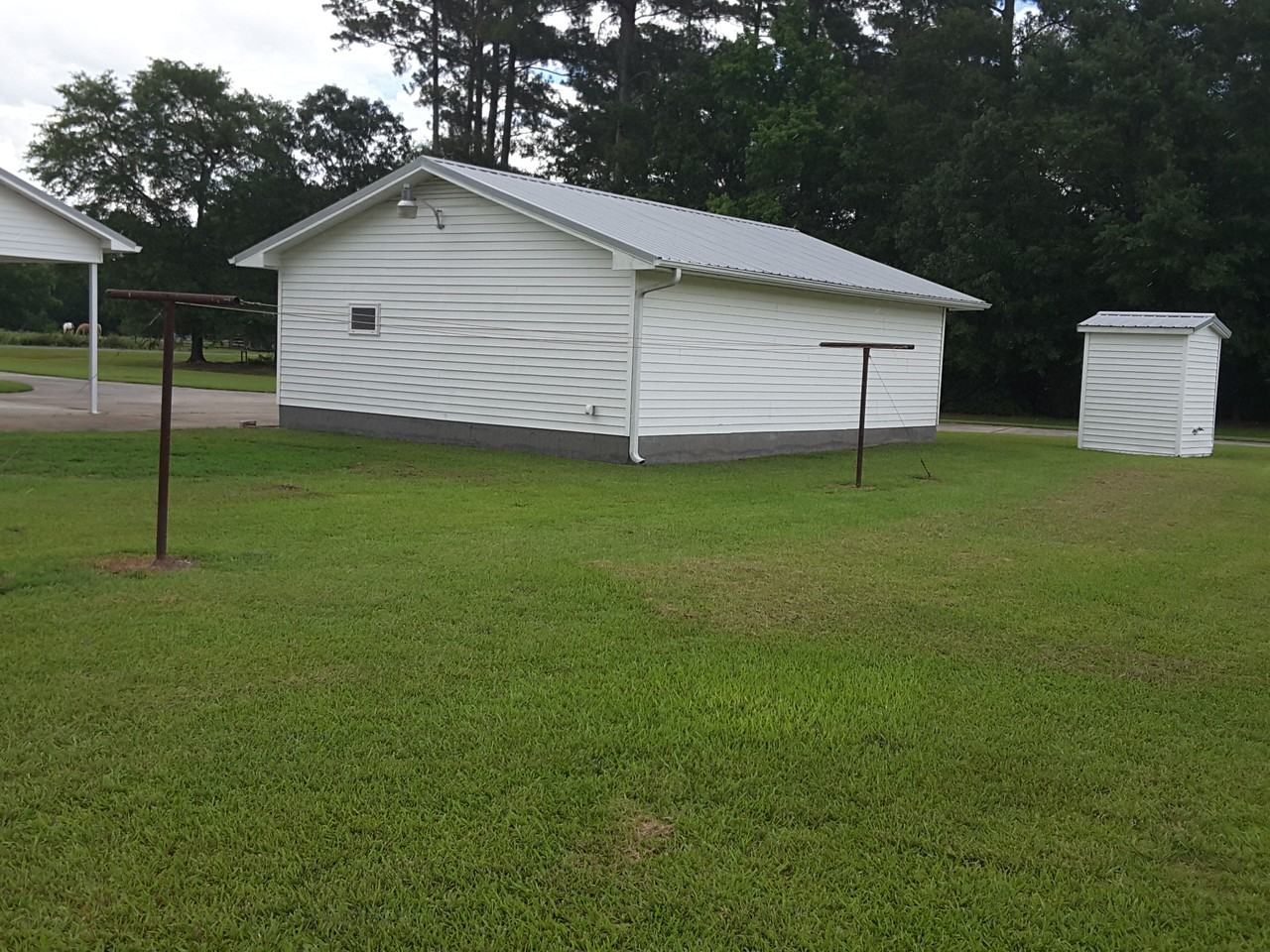 1373 Yellow Skin Rd - Photo 3 of 7