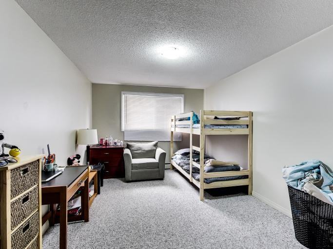 10958 84 St NW - Photo 2 of 7