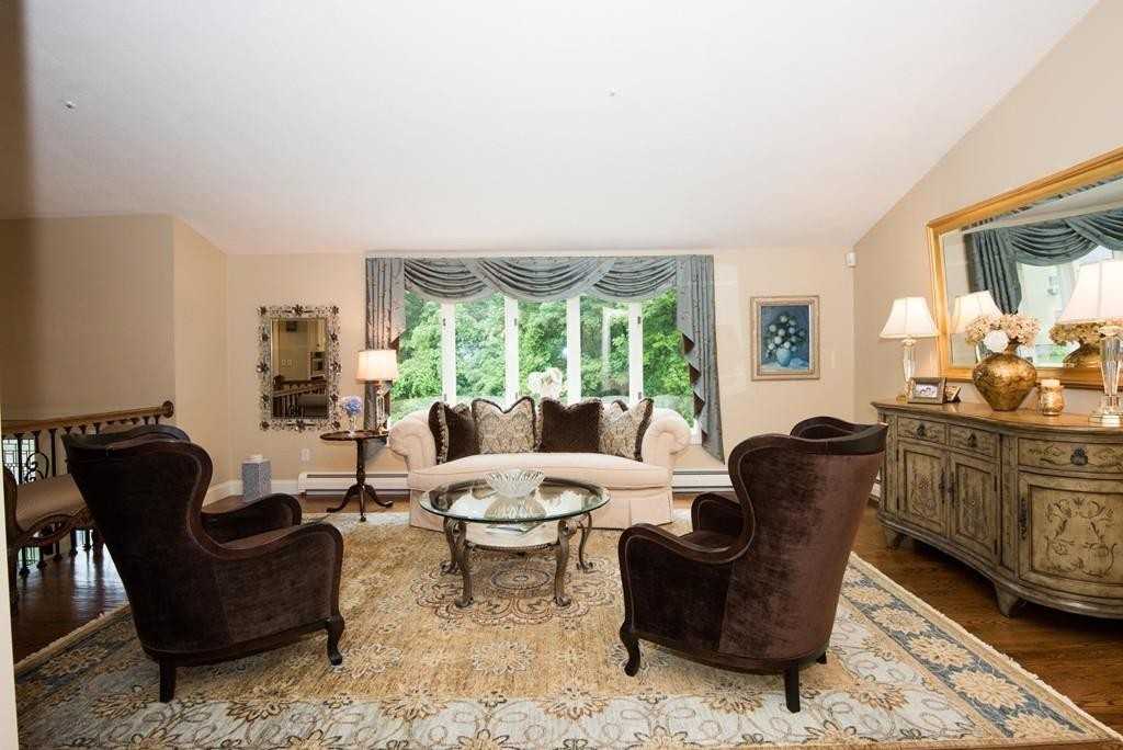 67 Carter Rd - Photo 3 of 27