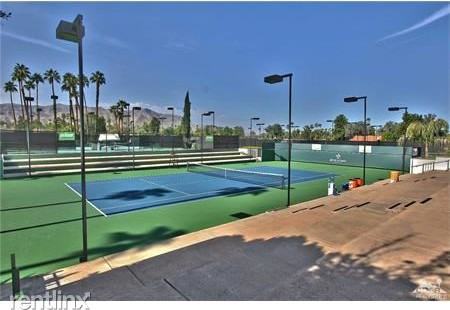 104 Avenida Las Palmas - Photo 2 of 7