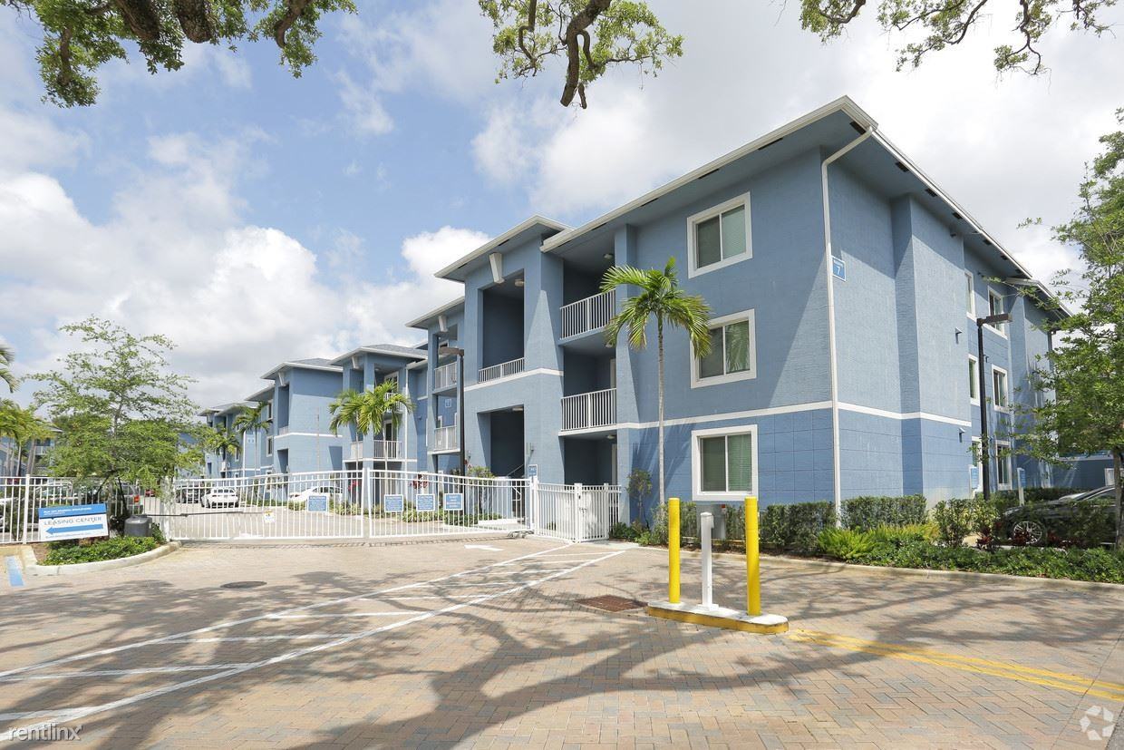 Marina mile - Photo 2 of 18