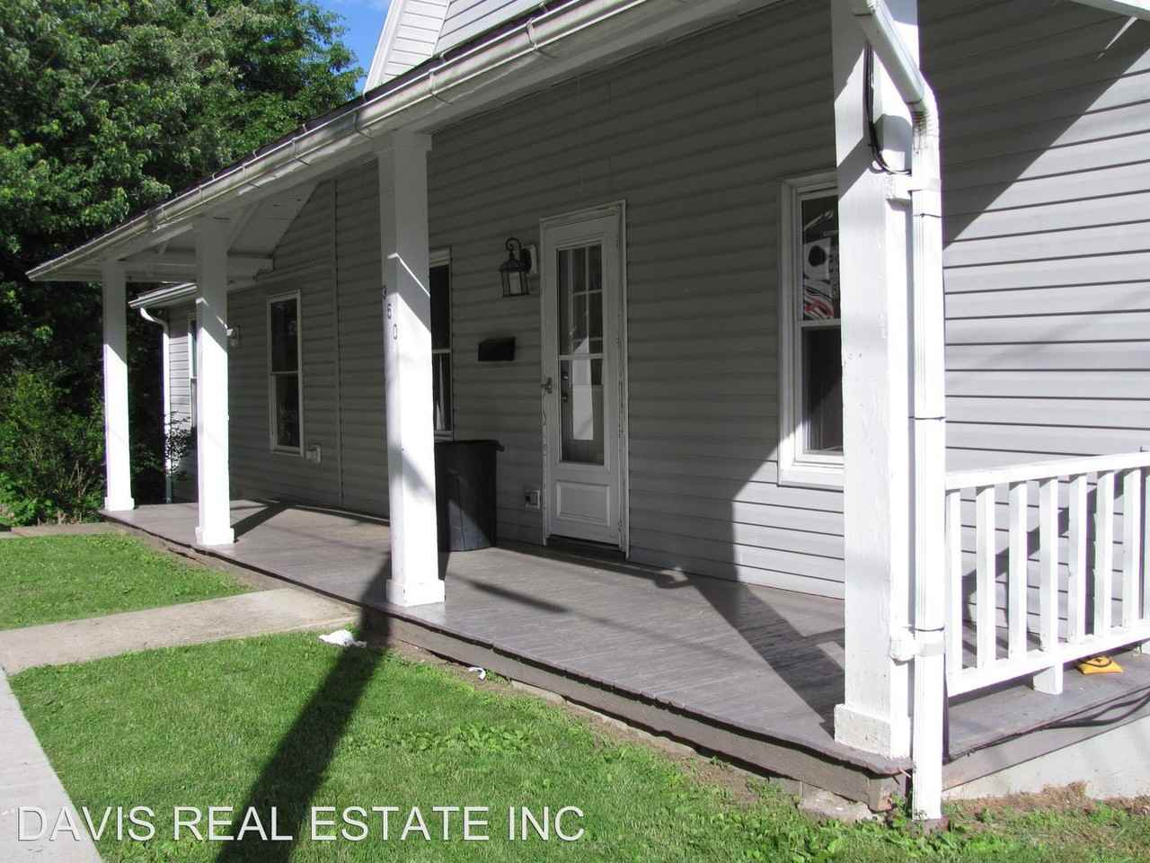 350 W 4th St - Photo 3 of 19