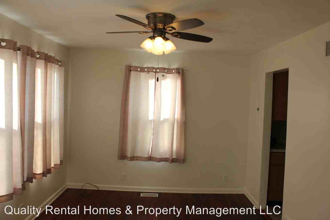 1155 Carman St - Photo 3 of 14