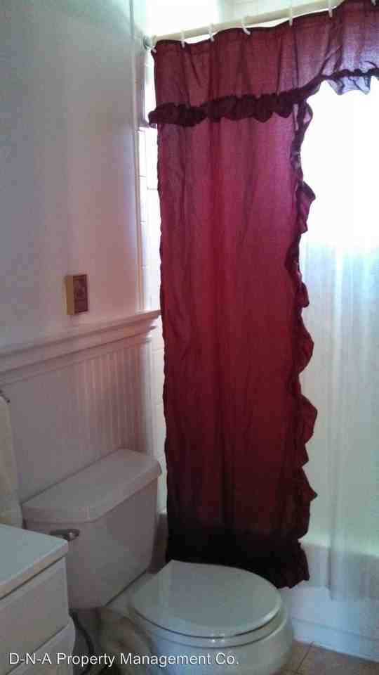 1305 Hilltop Dr - Photo 3 of 11