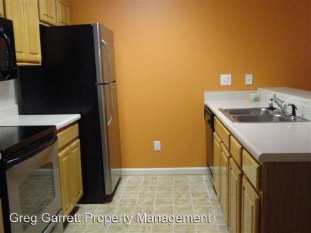 907 Pine Mill Ct - Photo 3 of 12