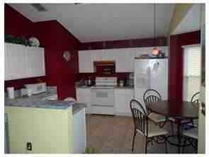 2585 Lake Jackson Cir - Photo 2 of 7