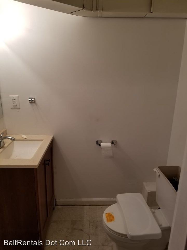 2420 Christian St - Photo 3 of 6