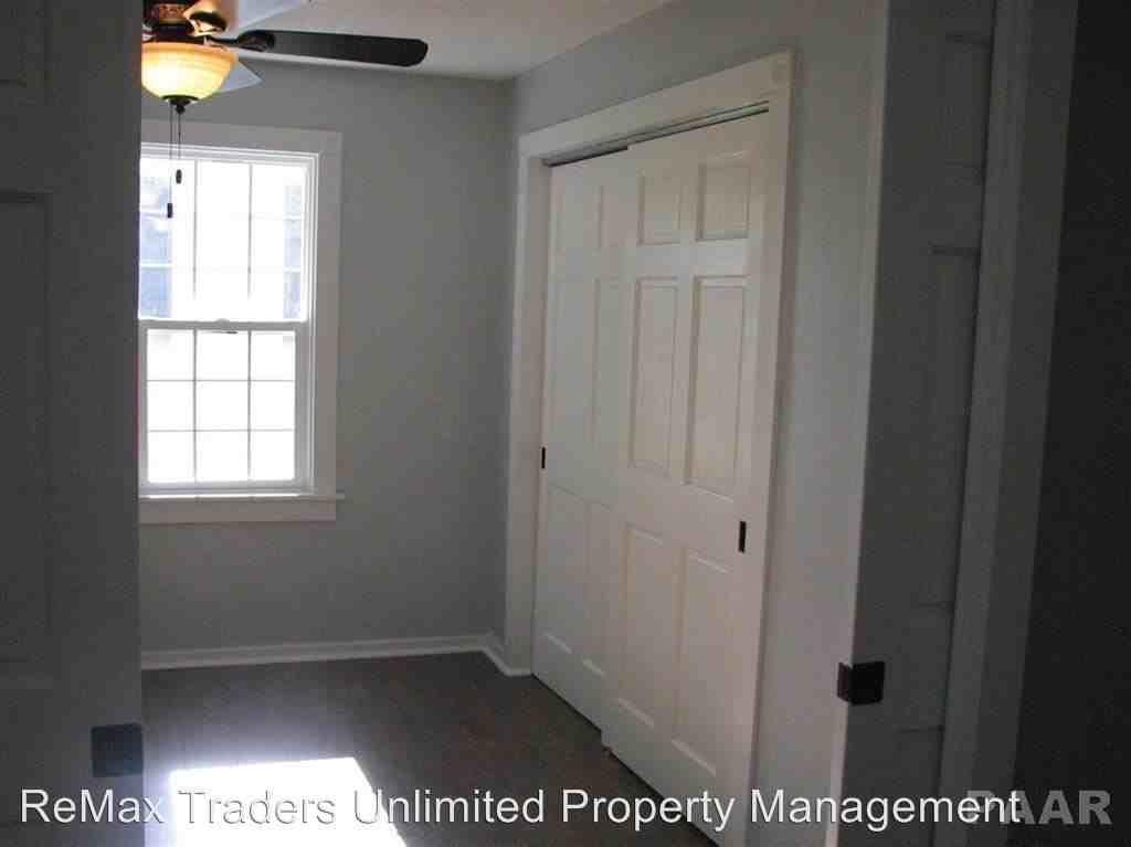 208 E Pine St - Photo 2 of 31