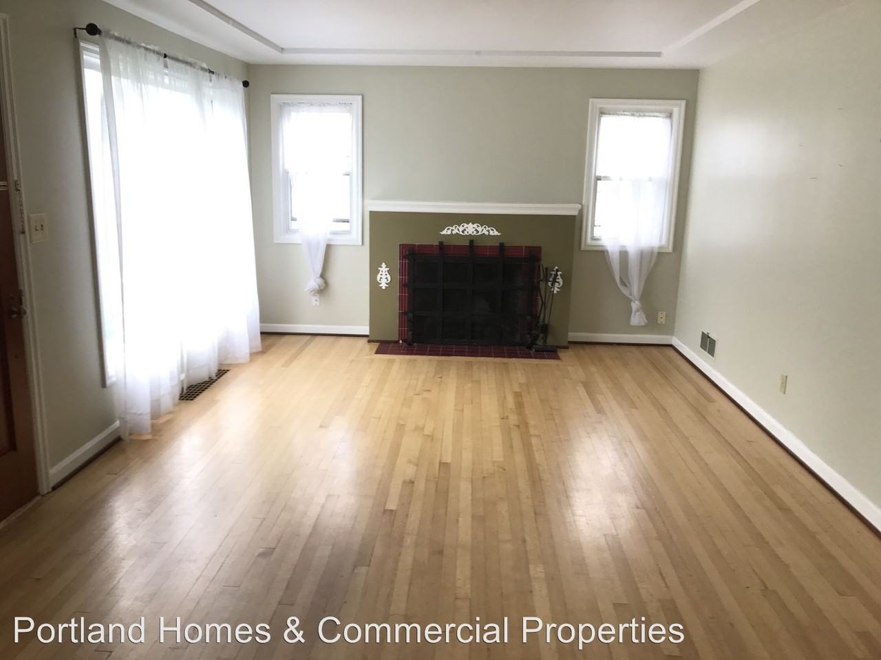 5718 NE 38th Ave - Photo 3 of 10