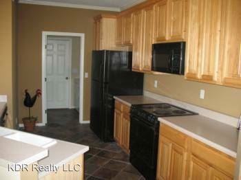 9228 Boehm Dr - Photo 2 of 12