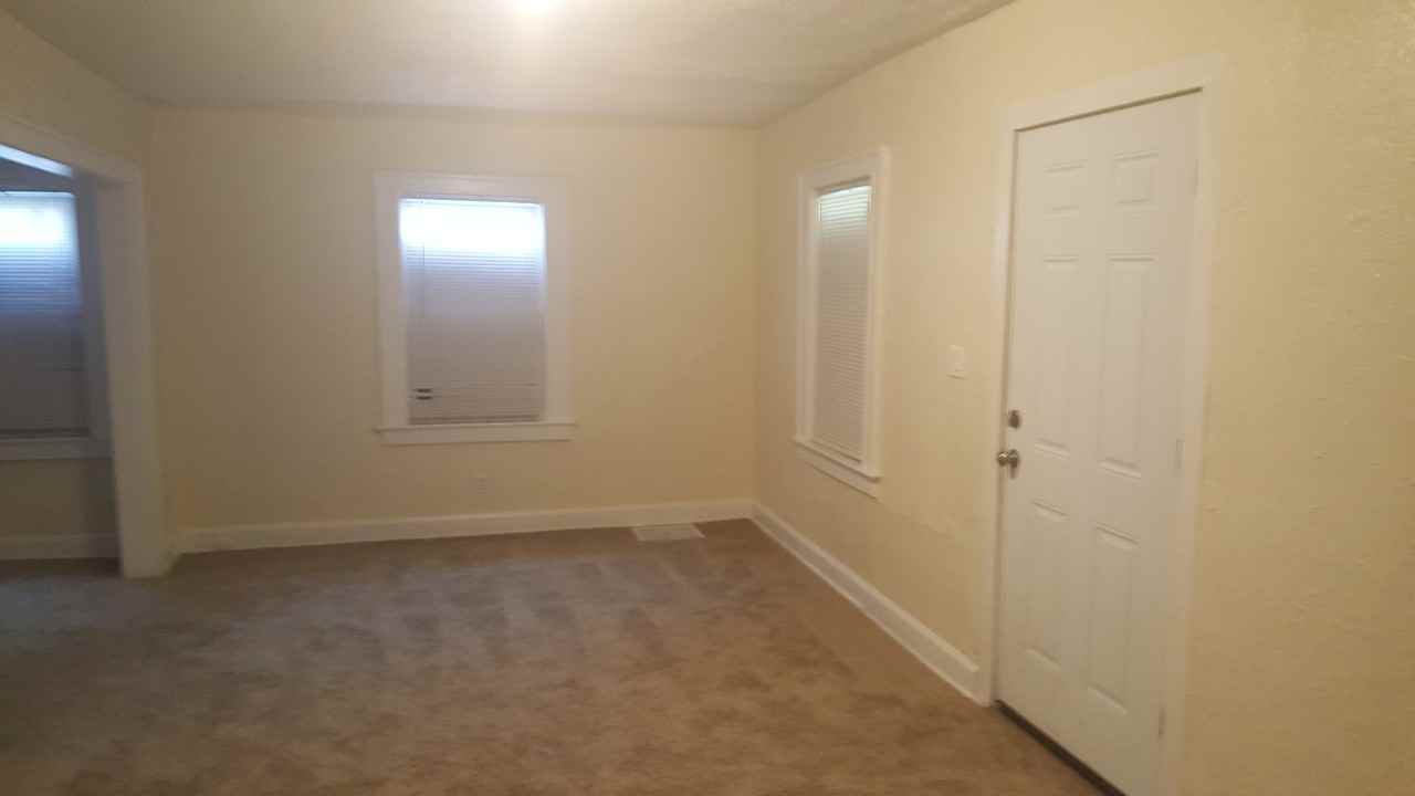 6048 Park Ave - Photo 2 of 6