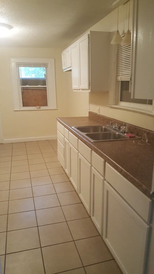 6048 Park Ave - Photo 3 of 6