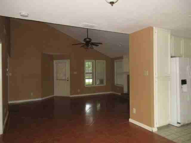 4765 Willowick Dr - Photo 2 of 12