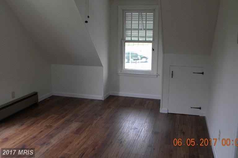 15221 Hanover Pike - Photo 3 of 7