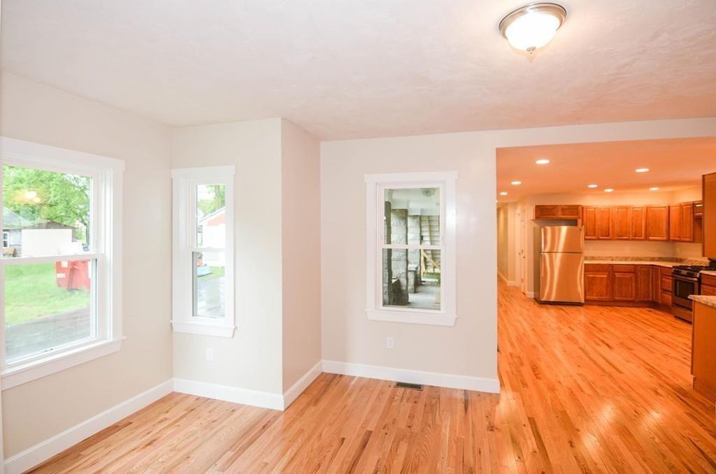 15 Fletcher St #1 - Photo 3 of 10
