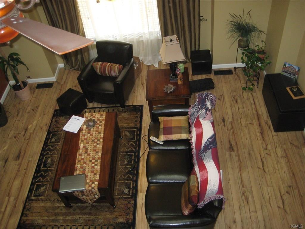 11 Chester Ln #B - Photo 2 of 27