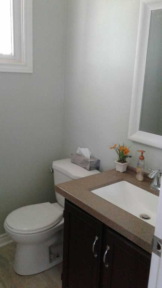 108 Crown Crescent - Photo 3 of 11