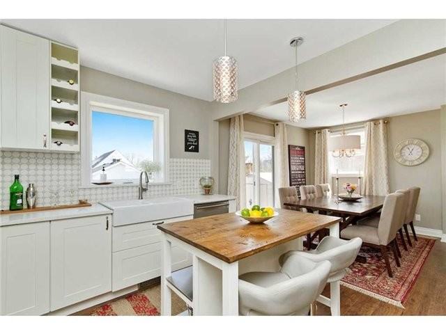 269 East 18th Street - Photo 2 of 6