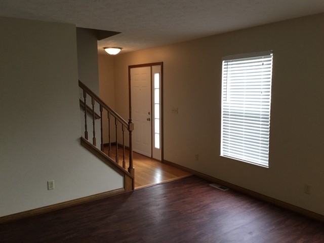 2154 Canyon Ct - Photo 3 of 12