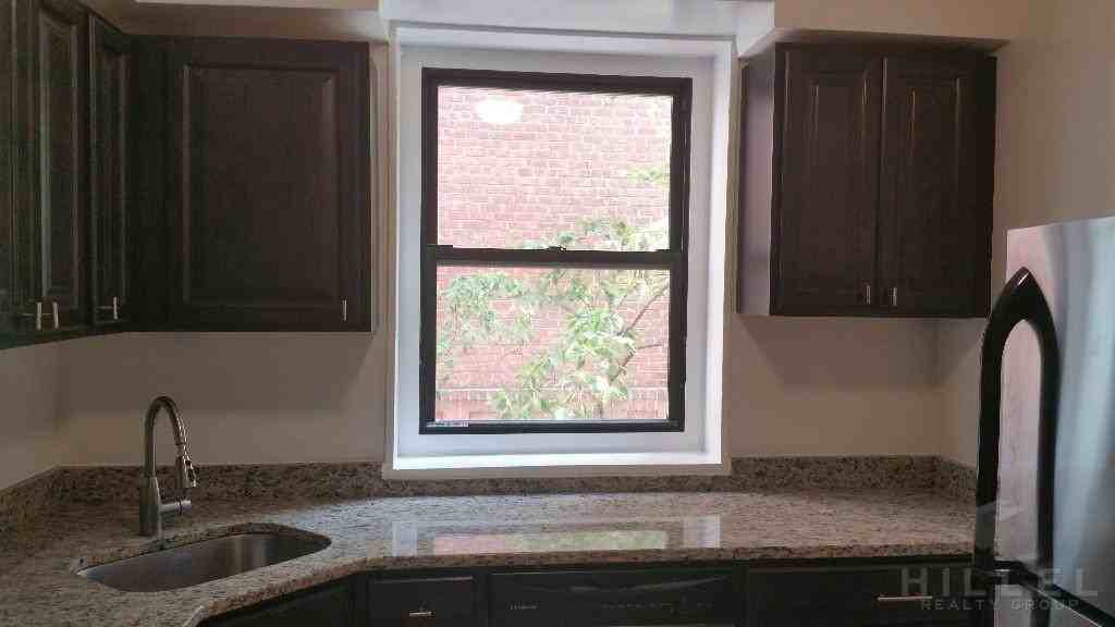 34-15 Parsons Blvd #4S