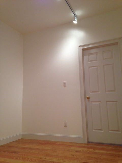 Kenmare St #8