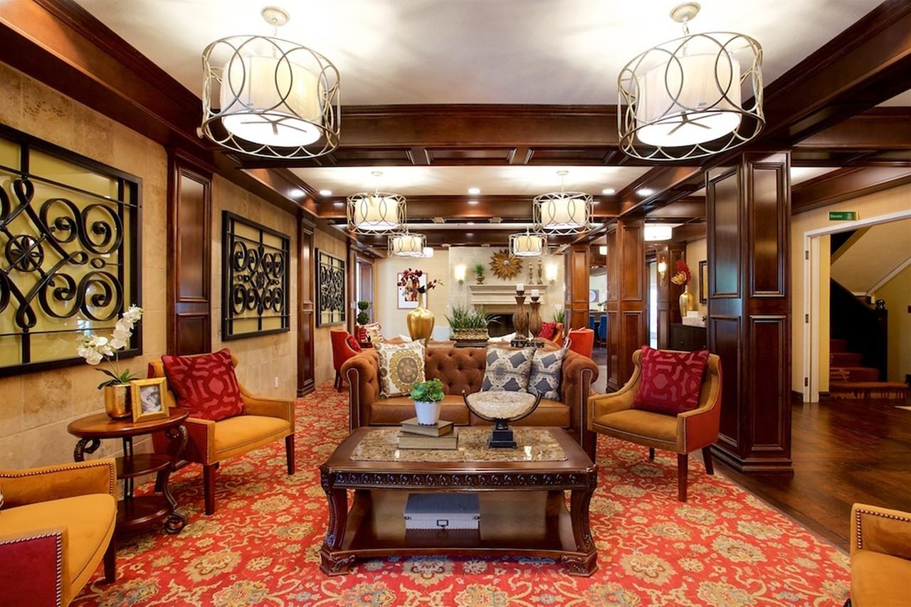 2372 E 29th St - Photo 2 of 11